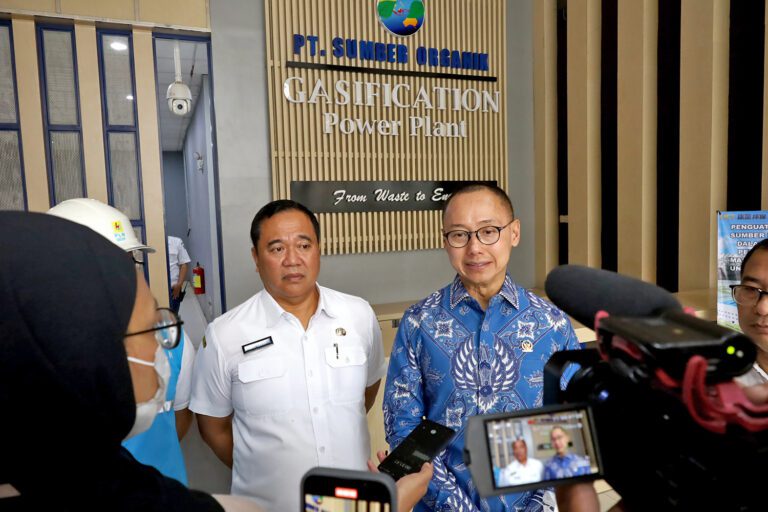 Berkunjung ke PLTSa Benowo, Wakil MPR Sebut Inovasi Surabaya Layak Diadopsi Daerah Lain