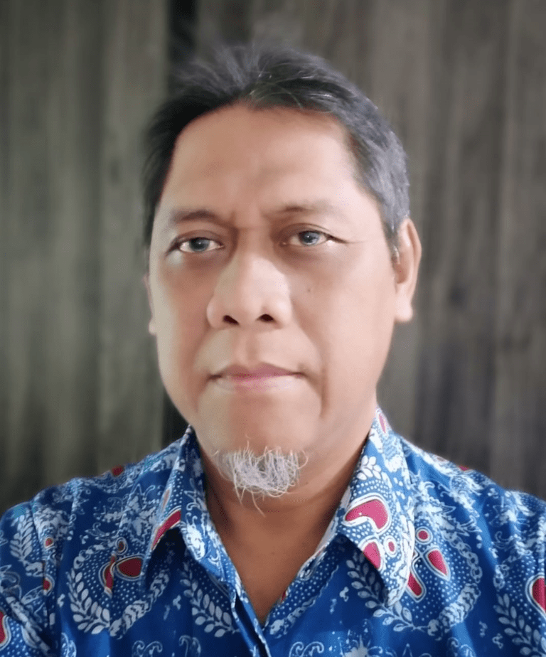 Dosen UNAIR Tanggapi Wacana Pemerintah Bayarkan Gaji Karyawan Terdampak PHK