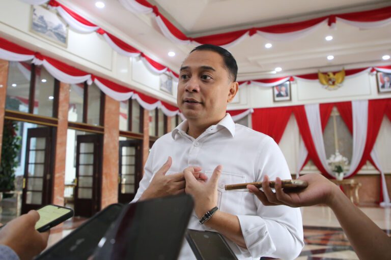 Ekonomi Surabaya Tumbuh Melesat 5,76 Persen Tertinggi di Jatim, Kemiskinan Ikut Turun