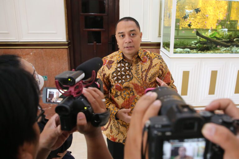 Pemkot Surabaya Raih Penghargaan Tertinggi Capaian Indeks Pencegahan Korupsi Daerah