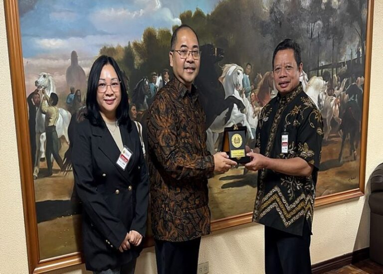 Unesa dan KBRI Manila Eksplorasi Peluang Kerja Sama Bidang Pendidikan dan Budaya