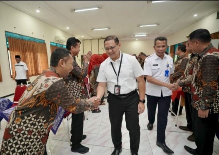 Kadindik Ajak Kepala Sekolah SMA Negeri Surabaya Tingkatkan Sinergi
