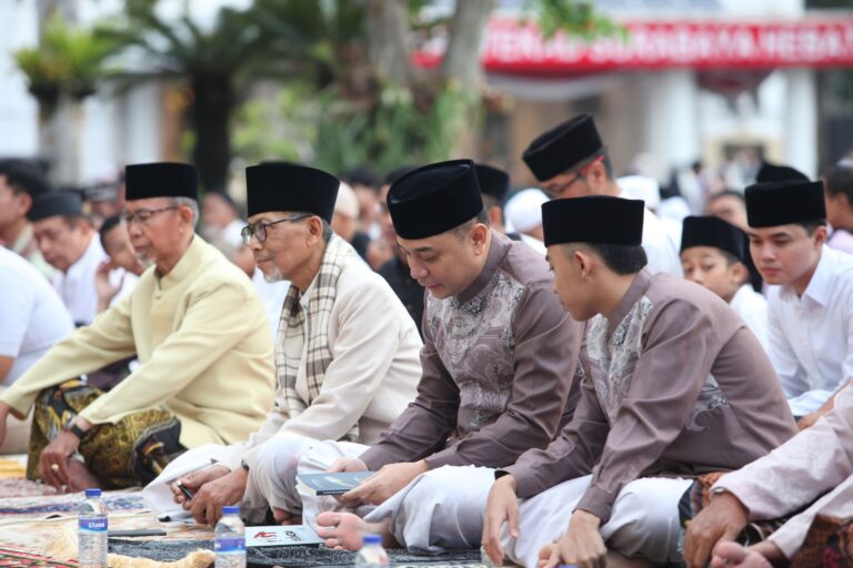 Idulfitri di Balai Kota Surabaya, Wali Kota Eri Cahyadi: Tentang Kejujuran dan Persatuan