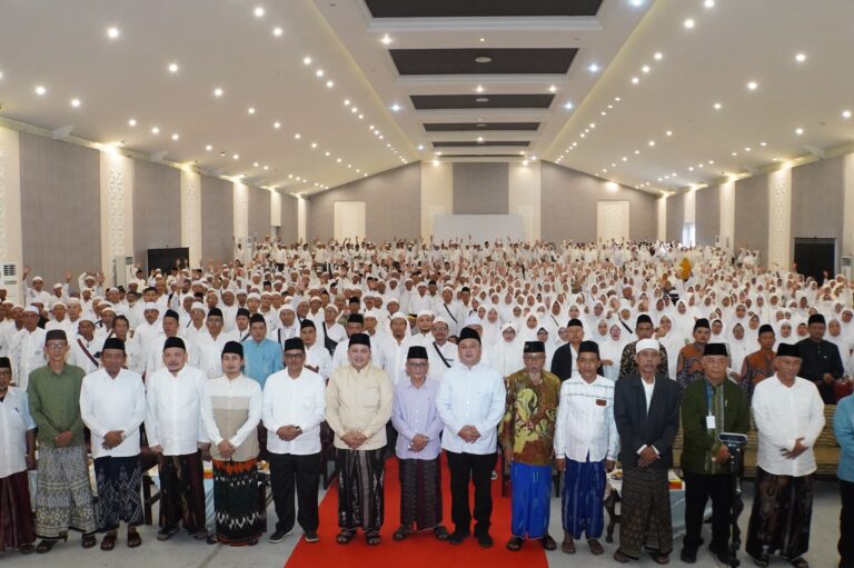 Kantor Kemenag Kabupaten Pasuruan Gelar Manasik Haji Massal
