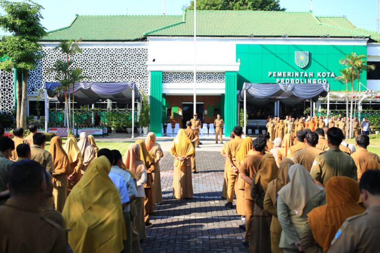 Wali Kota Aminuddin Pimpin Apel Pertama Setelah Lebaran, Ajak ASN Tingkatkan Kinerja