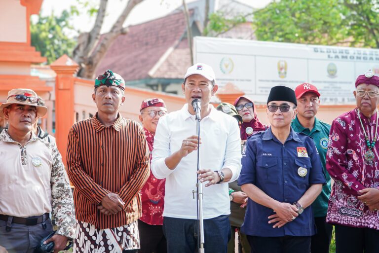 Ontoseno Kirab Tandai Usia Ke 17