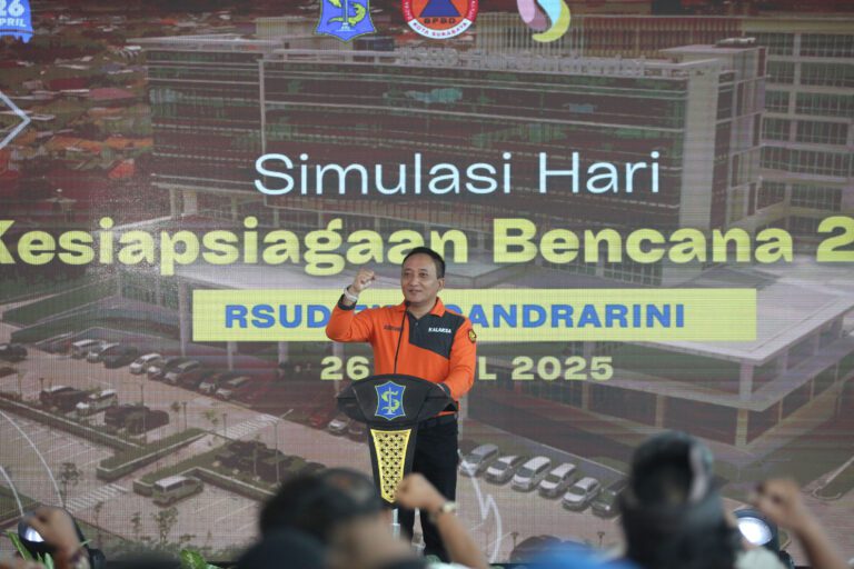 Peringati Bulan PRB 2025, Pemkot Surabaya Gelar Simulasi Tanggap Bencana di Rumah Sakit Eka Candrarini