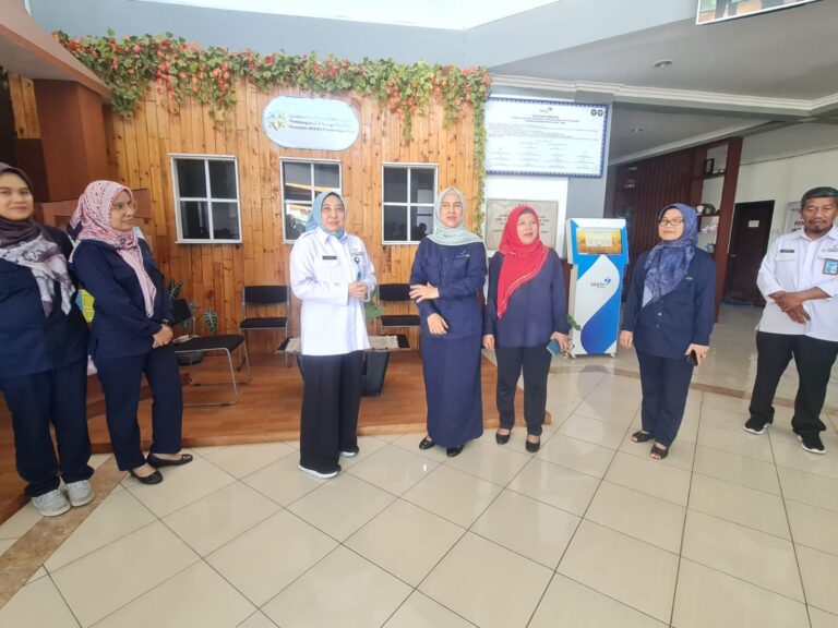 Studi Banding BBPOM Surabaya di BKKBN Jatim: Tingkatkan Transparansi Layanan