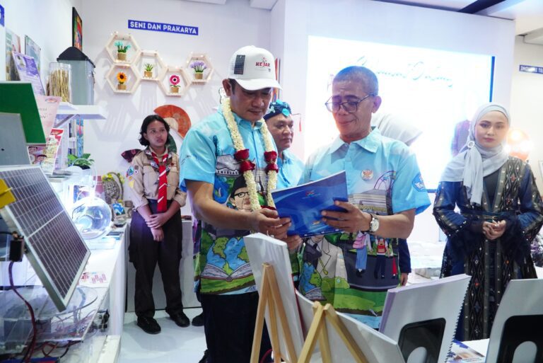 Pameran Pendidikan 2025 Wadah Ekspresi Potensi Siswa