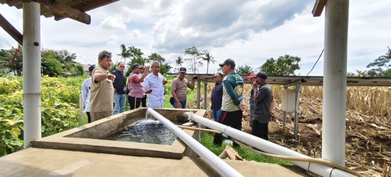 Perkuat Ketahanan Pangan Berkelanjutan, Banyuwangi Uji Coba Pompa Air Tenaga Surya untuk Pertanian Ramah Lingkungan