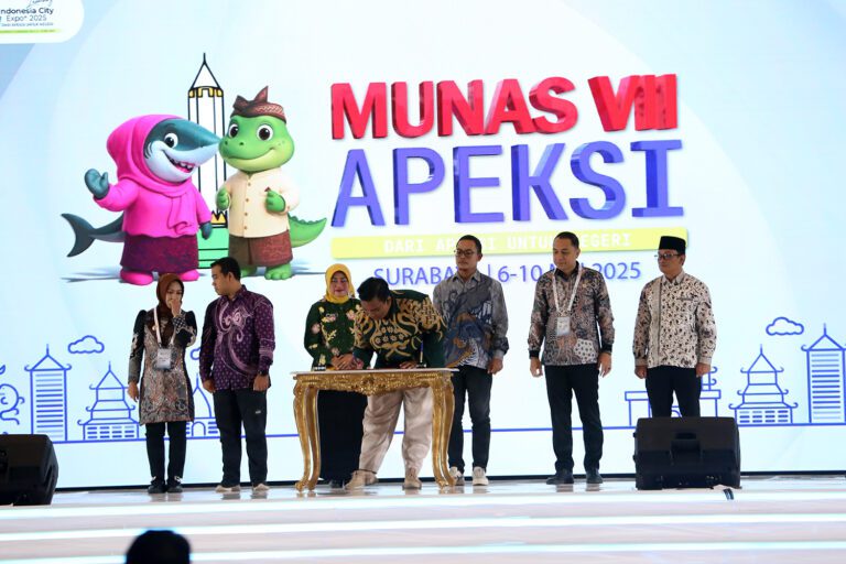 Sinergi Ekonomi Antar Daerah, Koperasi Merah Putih Diteguhkan di Munas VII APEKSI 2025