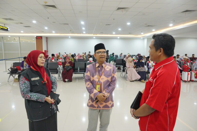 Kloter Gelombang Dua Masuk Asrama Haji Embarkasi Surabaya