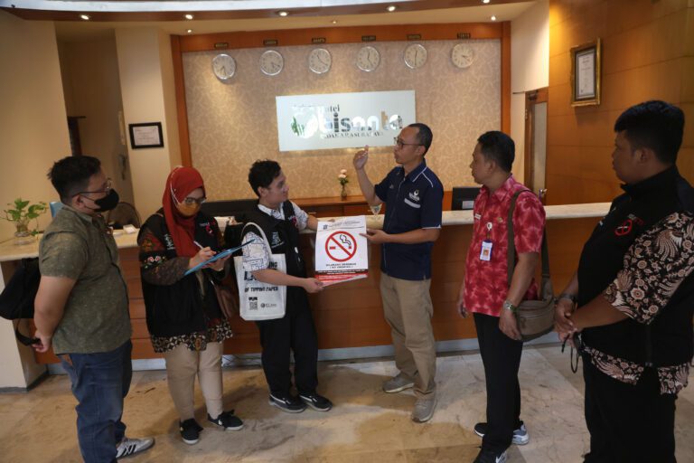 Pemkot Surabaya Intensifkan Sosialisasi dan Pengawasan Kawasan Tanpa Rokok