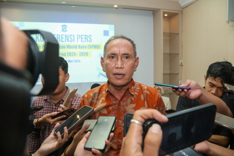 Pemkot Surabaya Validasi Data Calon Murid Baru Lewat Penitikan hingga Simulasi SPMB