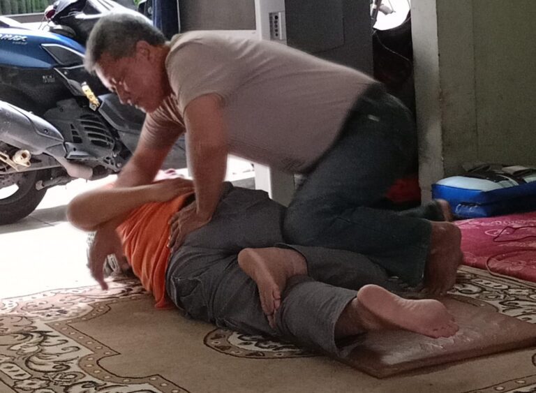 Syaiful Anwar: Terapis Profesional untuk Cedera Atlet dan Masalah Tulang Belakang