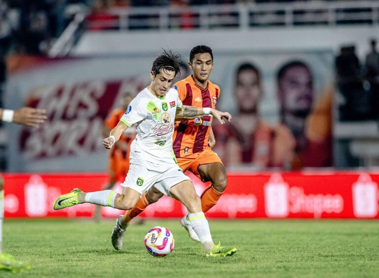 Hasil Liga 1 : Dramatis, Persebaya Curi Poin di Kandang Borneo FC