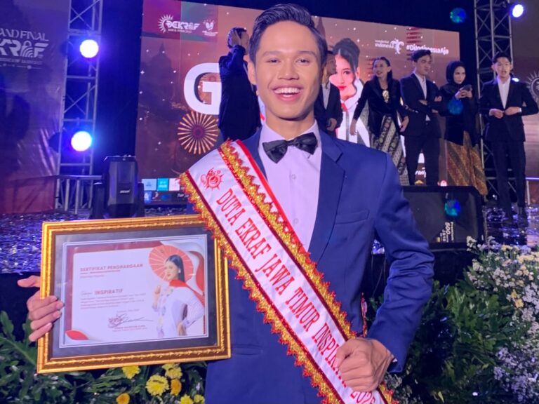 Mahasiswa UNAIR Raih Gelar Duta Ekonomi Kreatif Inspiratif Jatim