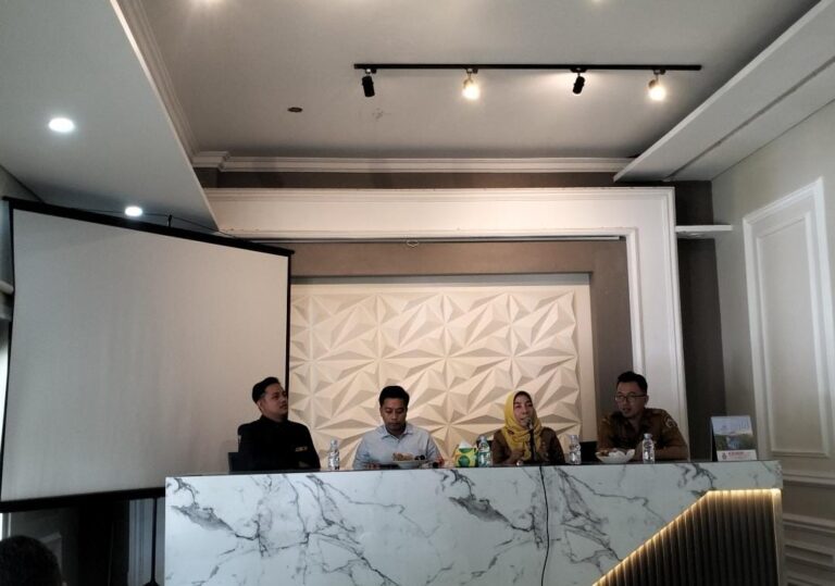 Rapat koordinasi persiapan pembentukan penggurus karang Taruna kabupaten Gresik