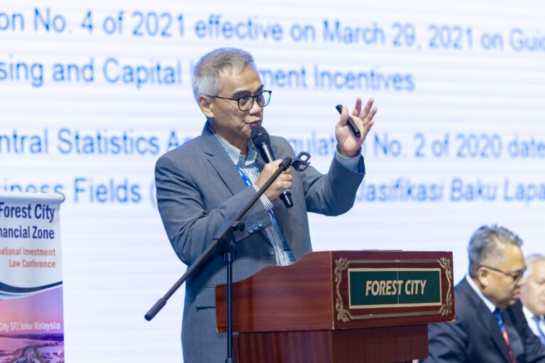 Harumkan Nama UNAIR, Johannes Sahetapy Masuk Daftar 100 Pengacara Terbaik Indonesia