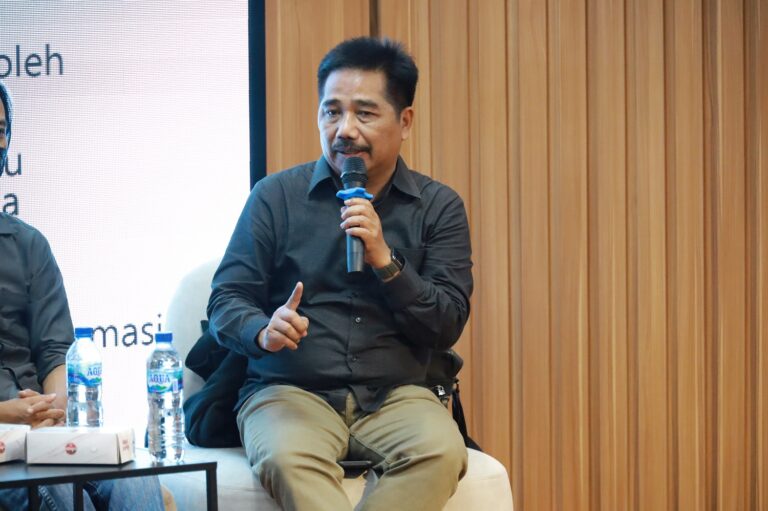 Ketika Wartawan Dipecat, Demokrasi pun Terancam, Catatan Suko Widodo tentang Hari Kebebasan Pers se Dunia, 2025