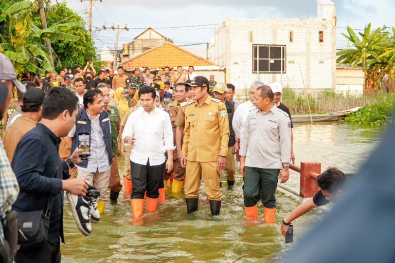Plt Gubernur Jawa Timur Sidak Banjir dan Infrastruktur Lamongan