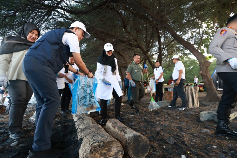 Banyuwangi jadi Pilot Project Gerakan Nasional Wisata Bersih Kementerian Pariwisata