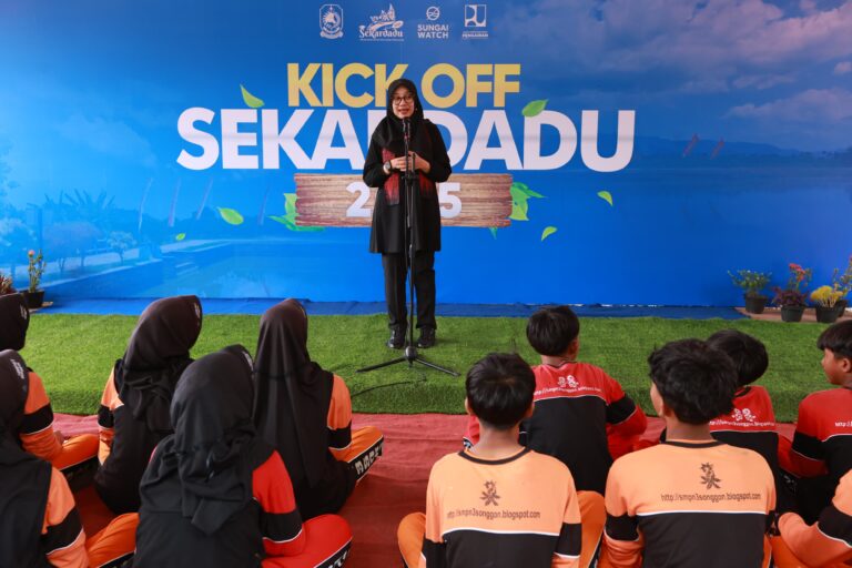 Bupati Ipuk meluncurkan Sekardadu 2025 di area Sungai Talun Bayun, Desa Bedewang, Kecamatan Songon, pada 19 Juni 2025.