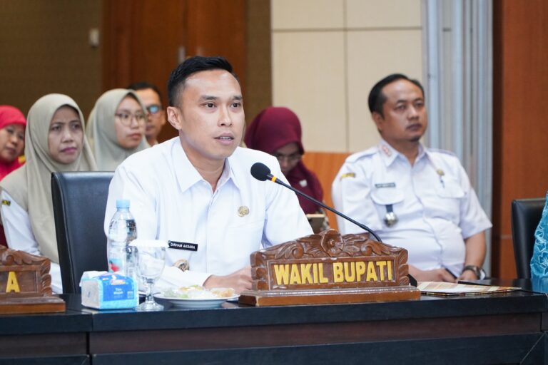  Inovasi Program 1-10-100 Diapresiasi Tim Penilai Kinerja Percepatan Penurunan Stunting