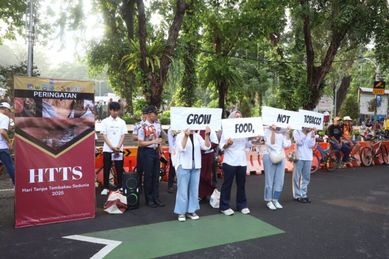 Peringati HTTS 2025, Pemkot Surabaya Teguhkan Komitmen Jaga Generasi Muda dari Bahaya Rokok