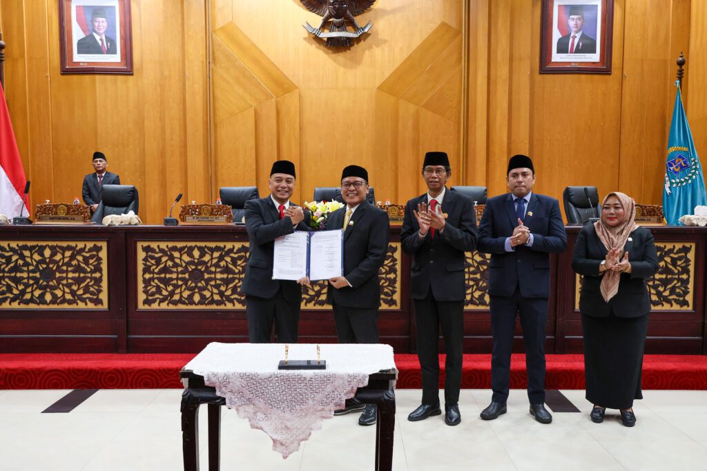 Rapat Paripurna di DPRD Surabaya