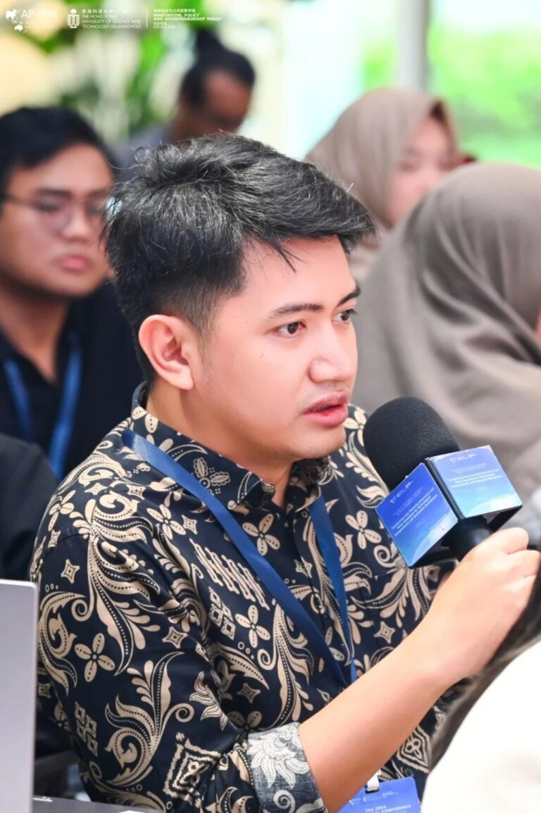 Dosen FISIP UNAIR Tekankan Peran Negara sebagai Regulator, Fasilitator, dan Akselerator bagi Ojol