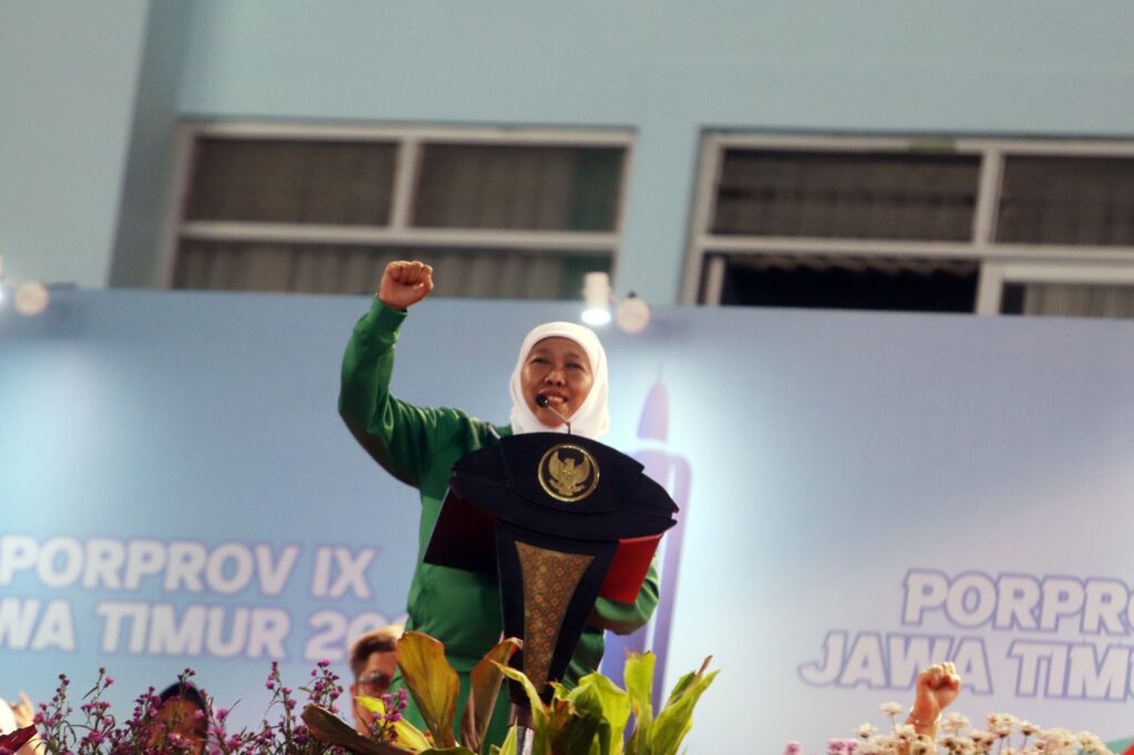 Gubernur Jatim Hj Khofifah Indar Parawansa