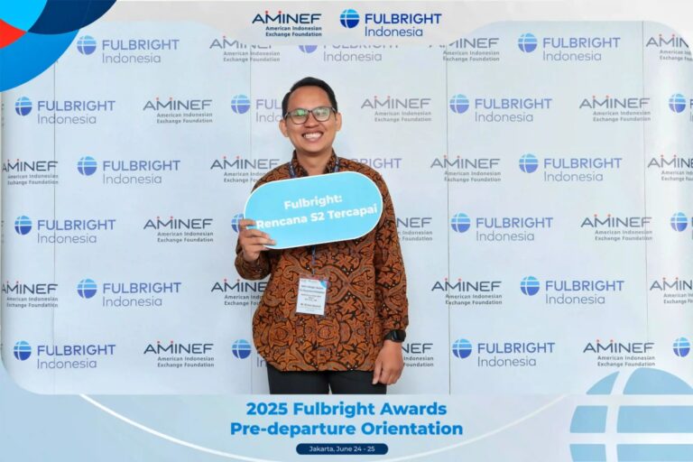 Dedikasi Mengajar Antarkan Dosen UNAIR Raih Beasiswa Studi ke Amerika