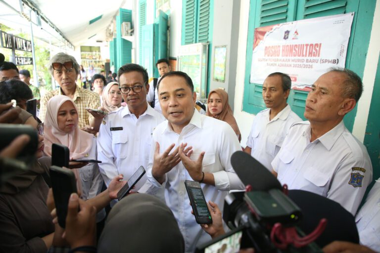 Tak Ada Lagi PR, Wali Kota Eri Ingin Anak Surabaya Dekat Keluarga dan Terhindar dari Pengaruh Negatif