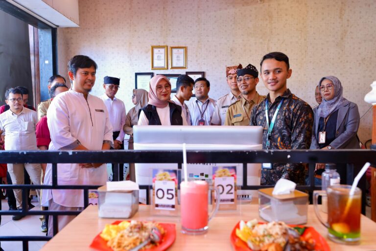 Kulineran di Banyuwangi Berkesempatan dapat Hadiah Iphone hingga Umroh 