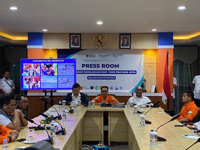 Pencarian Korban Diusulkan Diperpanjang, SAR Upayakan Pengangkatan KMP Tunu Pratama Jaya