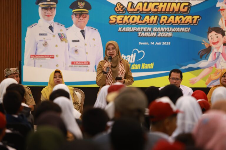 Sekolah Rakyat Banyuwangi Resmi Dimulai, Bupati Ipuk: Semoga Menyenangkan untuk Anak-Anak