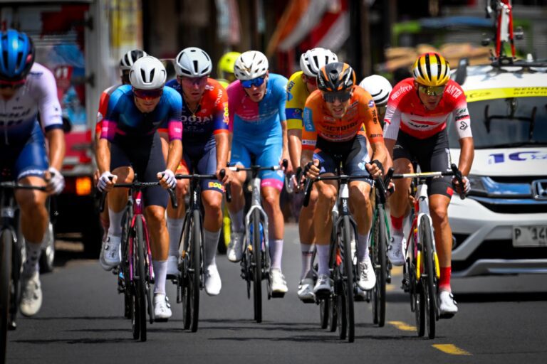 Adu Ketangguhan Pembalap, Etape Kedua TdBI Suguhkan Rute Paving Menanjak