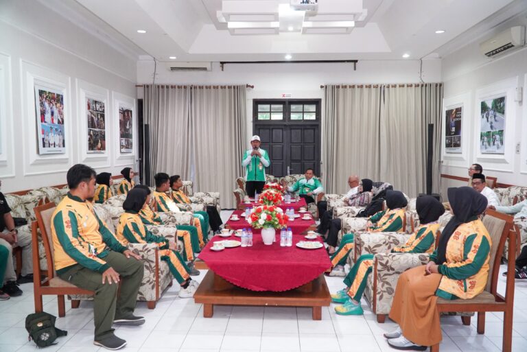  Pak Yes Lepas Kontingen KORMI Ke Fornas VIII