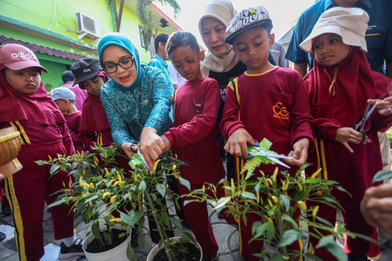 Peringati HAN 2025, Pemkot Surabaya Ajak Anak-anak Belajar di Mini Agrowisata