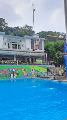 Achmad Aimar Ghali Zikri Juara Loncat Indah Papan 5 Meter Putra Porprov Jatim IX 2025