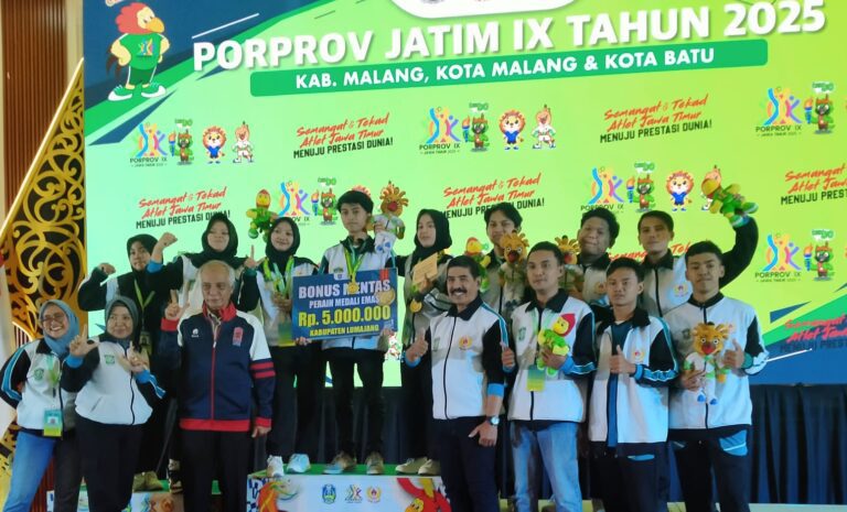 Atlet bridge Lumajang berhasil mengukir sejarah dengan merebut medali emas Porprov untuk kali pertama.