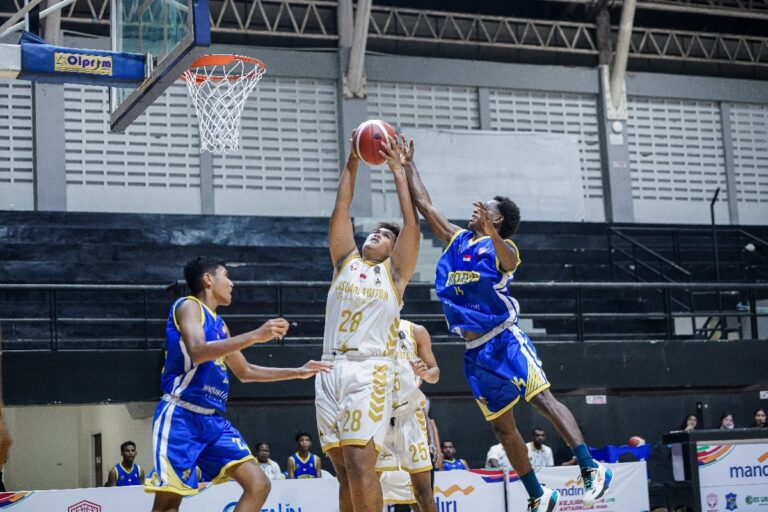 Tempuh Seminggu Perjalanan Laut, Optimisme Kasuari Triton Papua Barat Menyala di Mandiri Kejurnas U18 Putra dan Putri 2025