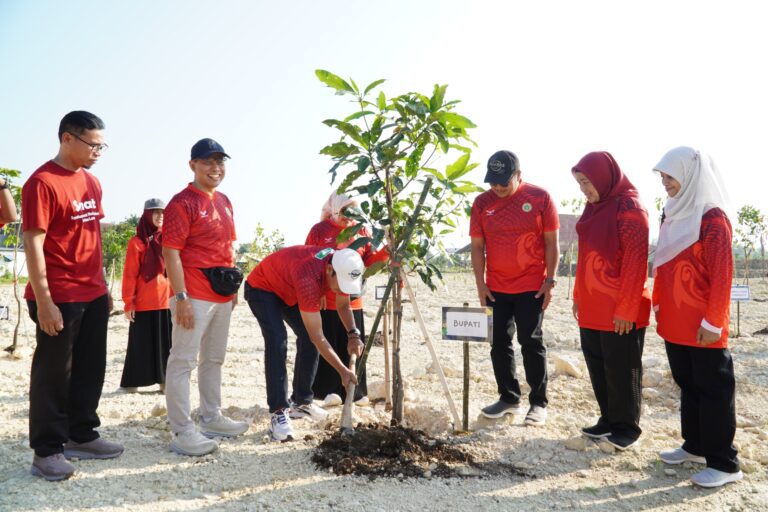 Sambut HUT PPNI 51 Pohon Ditanam