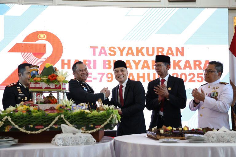 HUT Ke-79 Bhayangkara: Sinergi Kuat Polri dan Pemkot Surabaya demi Kamtibmas Kondusif