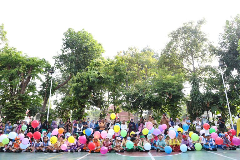 Cegah Bullying di MPLS, Wali Kota Surabaya Gaungkan Sekolah Ramah Anak