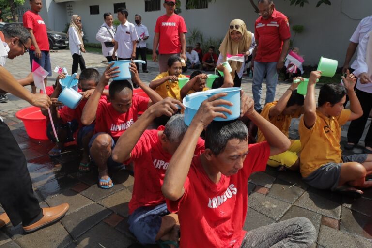 Meriahnya HUT ke-80 RI di Liponsos Surabaya, Ratusan ODGJ Antusias Ikut Lomba