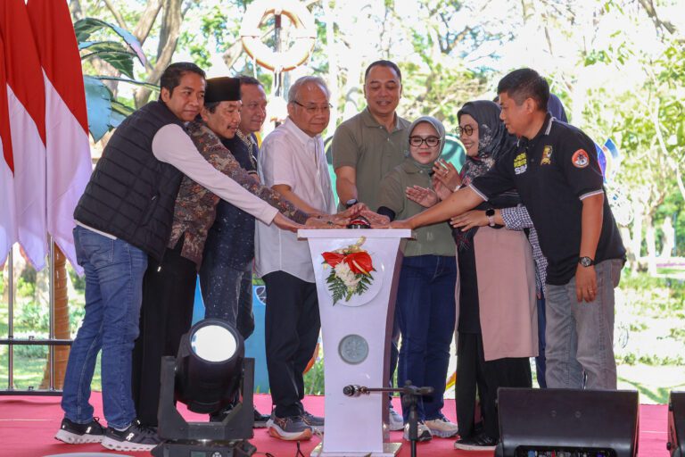 Wali Kota Eri Cahyadi Resmikan Taman Harmoni, Tawarkan Wisata Edukasi, Kuliner, dan Keluarga
