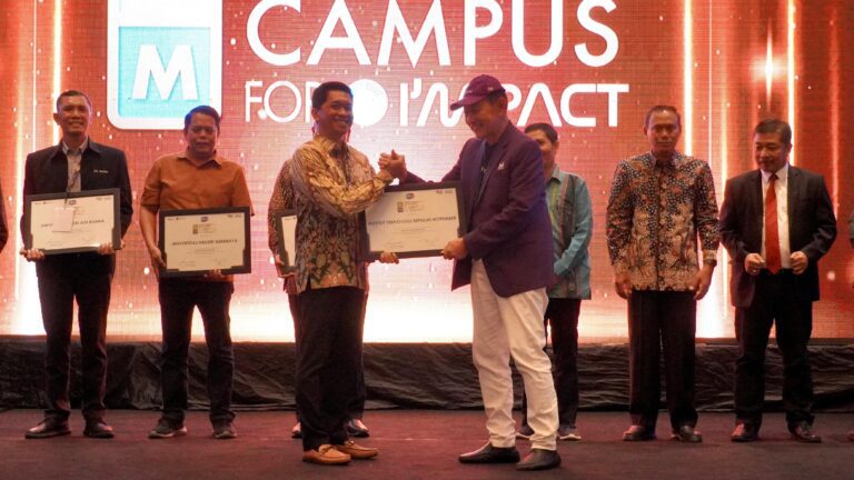 Dinilai Berdampak, ITS Raih Penghargaan Campus Entrepreneurial Marketing