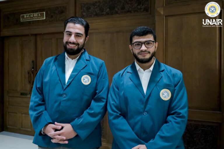 Demi Kemanusiaan, 2 Mahasiswa Palestina Tempuh Pendidikan Dokter di UNAIR